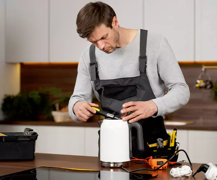 Skilled Blender Technicians: Your Small Appliance Repair Experts for Cornelius, NC