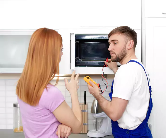 Skilled Microwave Service: Your Certified Microwave Purchase and Installation in Cornelius, NC